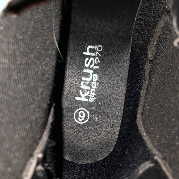 Shoes - Picture 3 of 3